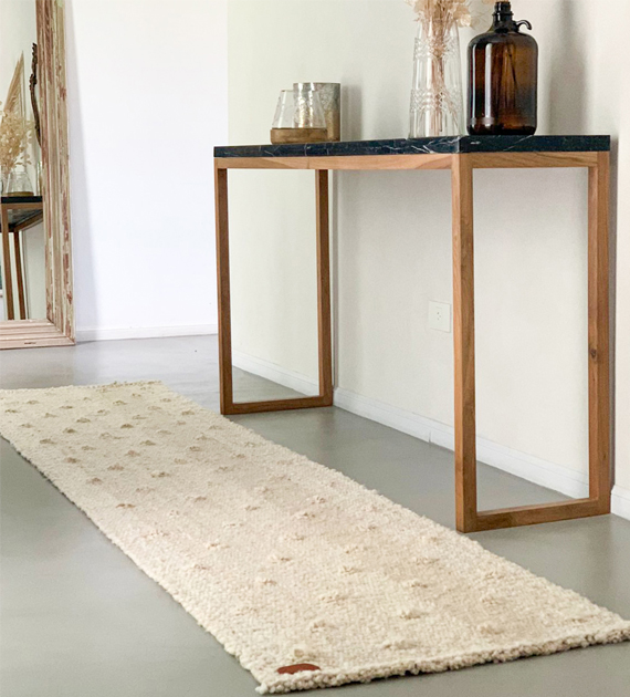 alfombra-pompon-natural