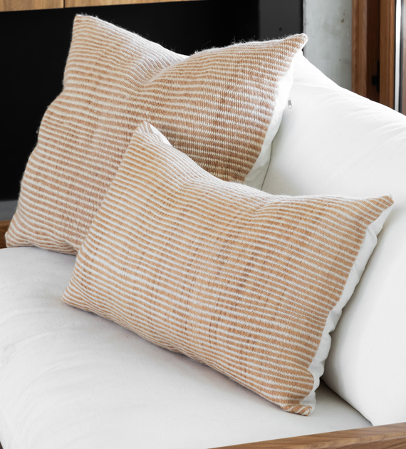 almohadon-adobe-rect-dulce-de-leche